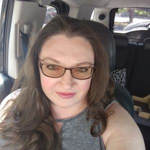 Meet your Posher, Kat